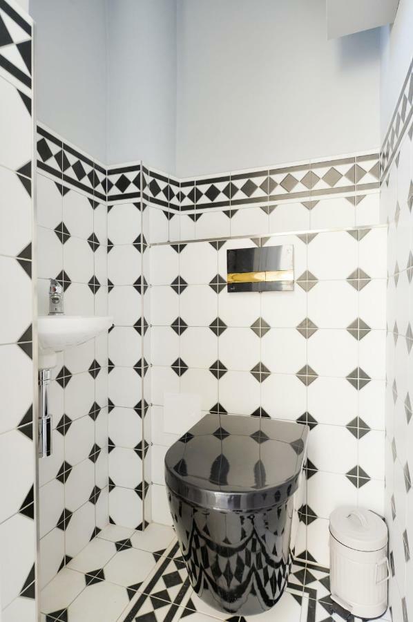 Glamour Frida Apartment Prague Ngoại thất bức ảnh